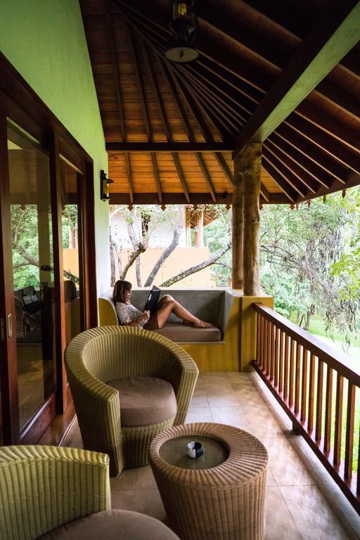 Amaya Signature Dambulla Kandalama Exterior photo